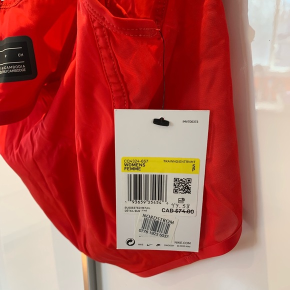 Red Nike Tight Fit Tank Top - Small - Picture 3 of 4